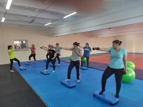 3 мая 2021 г. в дск Медведь прошло мероприятия у группы по фитнесу под названием аэробокс. 01