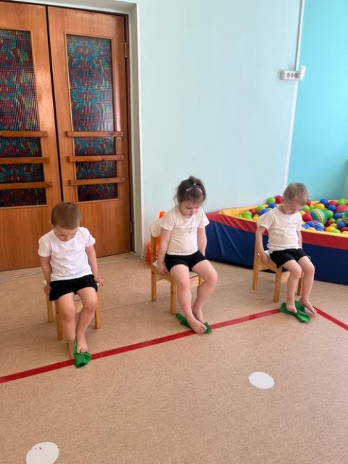 Самые эффективные упражнения для профилактики плоскостопия проводятся на каждом занятии фитнеса. 03