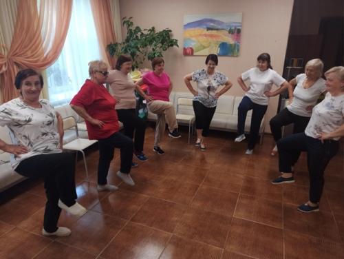 Занятие в фитнес-клубе Энергия. 02