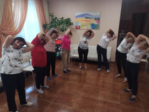 Занятие в фитнес-клубе Энергия. 01