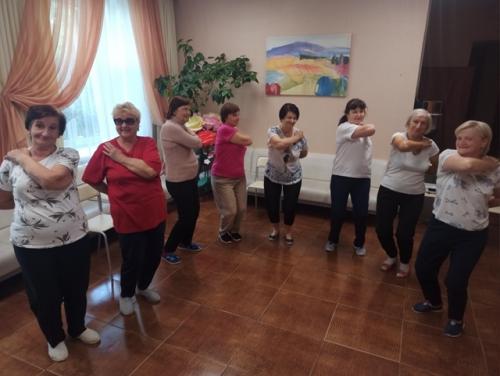 Занятие в фитнес-клубе Энергия. 03