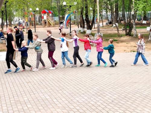 В детском парке активно набирают популярность наши программы: Пятница - Ребятница и фитнес - кидс! 01
