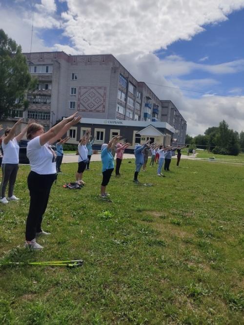 В республике вновь стартовал проект добровольного физкультурного союза России северная ходьба - новый образ жизни! 04