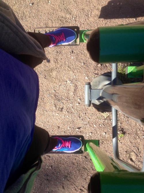 Вот такой фитнес на воздухе рядом с домом теперь только движение и саморазвитие. 01