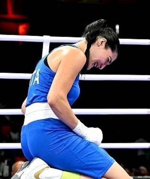 Джоан роулинг раскритиковала олимпийские игры в Париже, назвав их Позором после того, как биологический мужчина победил женщину в женском боксе. 02