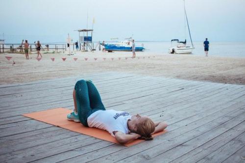 Жиросжигающая тренировка. Каждое упражнение мы выполняем по 30 секунд, 3 круга. 06