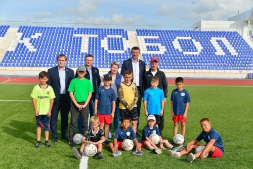 Евгений макаренко проверил подготовку спортивных объектов Тобольска к новому сезону. 02 Евгений макаренко проверил подготовку спортивных объектов Тобольска к новому сезону. 02