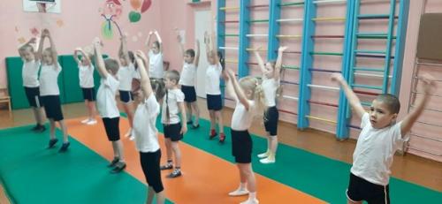 В детском саду прошел день фитнеса. 01