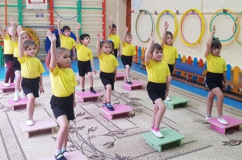 Чтоб здоровым, гибким быть - надо с фитнесом дружить! 05 Чтоб здоровым, гибким быть - надо с фитнесом дружить! 05