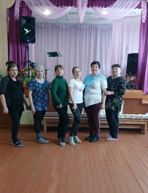 Занятие 4(13. Фитнес может быть частью жизни- помогать поддерживать тело в хорошей форме, укреплять здоровье и повышать выносливость. 01