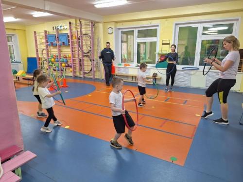 В рамках ежегодного фестиваля дополнительных общеобразовательных программ, состоялось открытое занятие по программе Детский Фитнес. 02