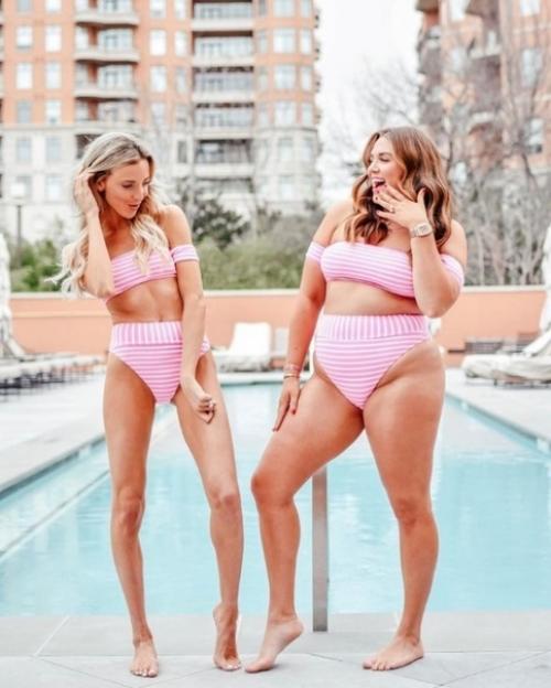 Девушки с разными комплекциями оделись одинаково. 05