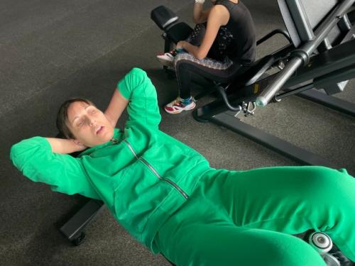 Фитнес - это систематическая физическая активность, которая способствует развитию и поддержанию физической формы организма. 02