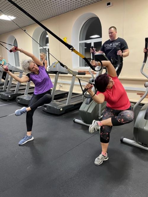 Тренировка TRX - это уникальный подход к фитнесу, сочетающий в себе доступность и высокую эффективность. 01