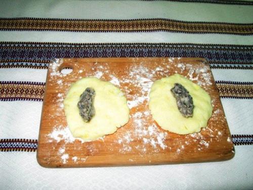 Картофельные зразы с грибами. 04