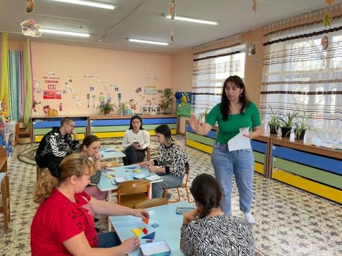 Мы собираем рецепт счастья: в родительском клубе прошел яркий осенний квест. 04 Мы собираем рецепт счастья: в родительском клубе прошел яркий осенний квест. 04