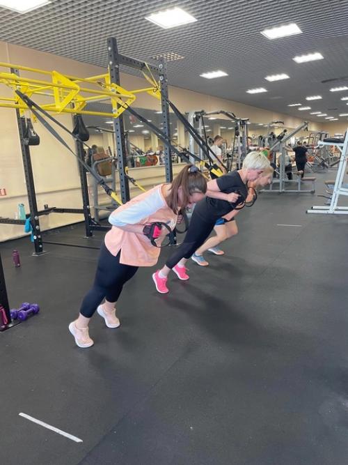 Тренировка TRX - это уникальный подход к фитнесу, сочетающий в себе доступность и высокую эффективность. 02