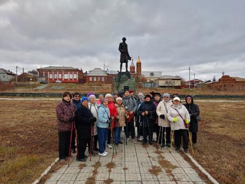 Более 200 оренбуржцев прошли оздоровительный маршрут. 05 Более 200 оренбуржцев прошли оздоровительный маршрут. 05