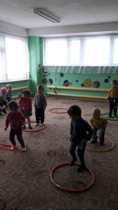 Международный день фитнеса, который празднуется 11 ноября, группа Мультяшки решила провести очень активно. 03