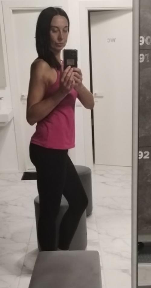 В одной маленькой гантельке (4 кг. 01