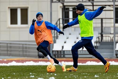 Вчера Чайка начала подготовку к матчу с текстильщиком. 06