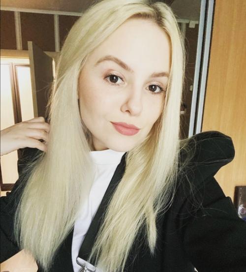 Приветики приветики. Меня зовут Анжела 24 года. 01