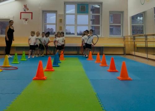 Занятия фитнесом в зимний период помогают укреплять иммунитет и снижать риск простудных заболеваний. 01