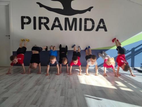 Не знаете куда отдать своего ребенка? 03