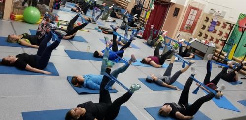 Резиновая фитнес - лента - она да. 01