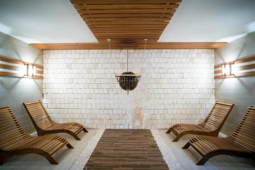 Мы всегда рады видеть вас в числе наших постоянных клиентов. 07