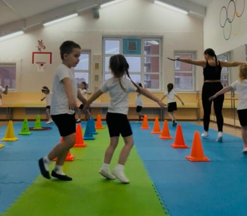 Занятия фитнесом в зимний период помогают укреплять иммунитет и снижать риск простудных заболеваний. 07