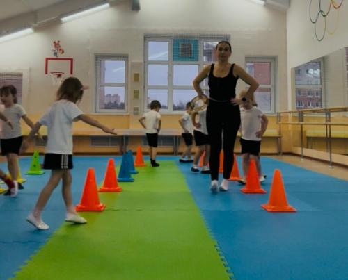 Занятия фитнесом в зимний период помогают укреплять иммунитет и снижать риск простудных заболеваний. 06