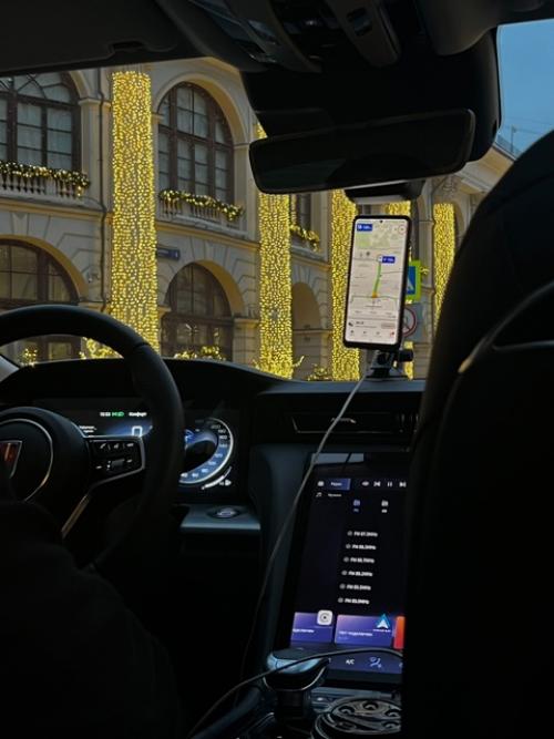 Декабрьская суета закружила меня в вихре дел и знакомств: успела оказаться на премии муз тв (за кулисами), но поняла, что я сама рождена для сцены. 08