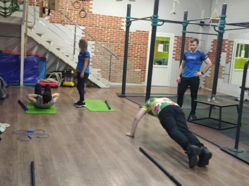 Мы хотим поделиться с вами нашим отличным настроением и мотивацией от прошедших в клубе Спортивных Состязаний. 02