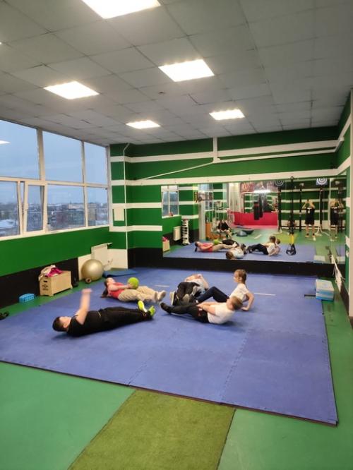 Весело и задорно позанимались с ребятами на занятии по детскому фитнесу. 03