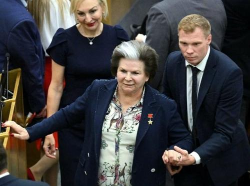 88-Летняя Валентина Терешкова собирается снова выдвигаться в госдуму на выборах осенью 2026 года. 

