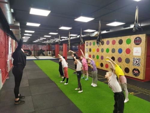 В рамках реализации проекта Мы Выбираем Спорт воспитанники подготовительной группы васильки сходили на экскурсию в фитнес клуб Plaza. 01