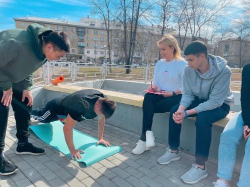 Студенты колледжей района приняли участие во флешмобе Космическая Зарядка. 07 Студенты колледжей района приняли участие во флешмобе Космическая Зарядка. 07