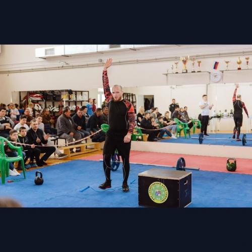 11 апреля состоялся открытый турнир станицы Тамань по кроссфиту. 03