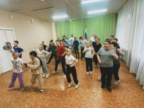 Спорт объединяет!  Как в Глебовской Школе отметили международный день спорта. 02