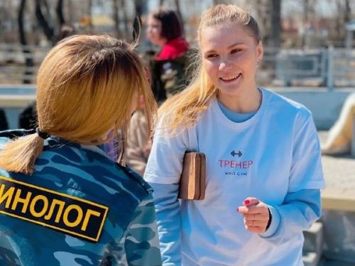 Студенты колледжей района приняли участие во флешмобе Космическая Зарядка. 05 Студенты колледжей района приняли участие во флешмобе Космическая Зарядка. 05