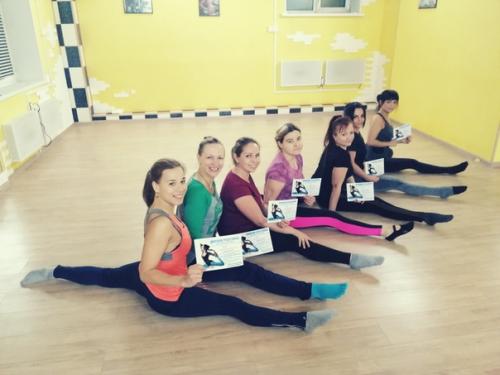 Мои любимые спортсменки и спортсмены школы - студии танца и фитнеса Iris, я очень скучаю по вас и по нашим любимым тренировкам в зале! 05