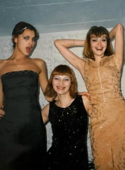 Ирина шейк архивные фото из своей молодости показала. 02