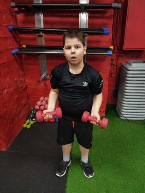 В рамках реализации проекта Мы Выбираем Спорт воспитанники подготовительной группы васильки сходили на экскурсию в фитнес клуб Plaza. 02