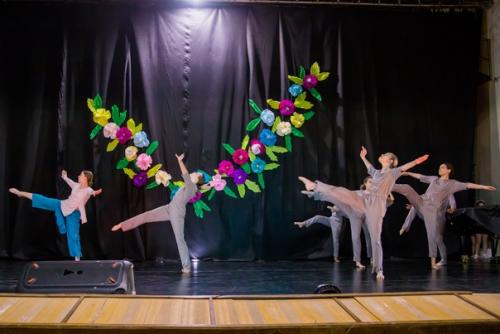 Всем привет!  20 апреля в нашем доме культуры прошёл третий отчётный концерт. 04