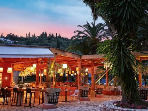 Отель дня: Grecotel LUX ME Daphnila BAY Dassia Корфу, Греция. 07