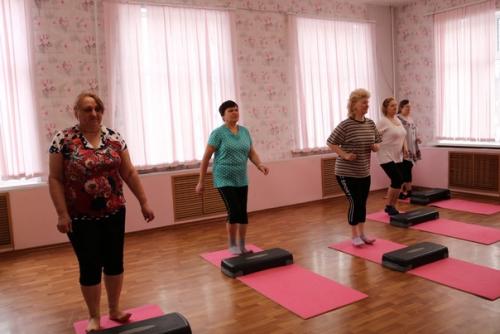 Оздоровительный фитнес!  В центре Гармония организована группа здоровья для ветеранов педагогического труда оздоровительный фитнес. 01