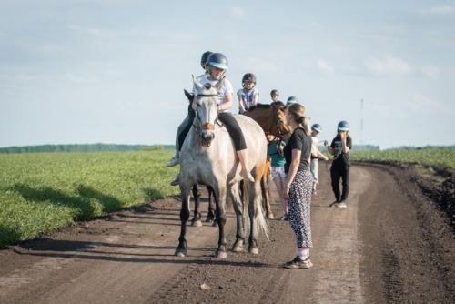 Конный лагерь только для тех кто уже умеет ездить верхом? 05 Конный лагерь только для тех кто уже умеет ездить верхом? 05