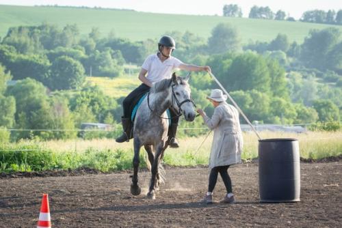 Конный лагерь только для тех кто уже умеет ездить верхом? 02 Конный лагерь только для тех кто уже умеет ездить верхом? 02
