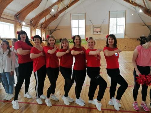 Для наших жителей спорт - не просто физическая активность, а стиль жизни и заряд бодрости. 02